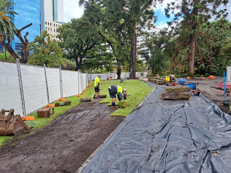 Stirling gardens turf works.jpg